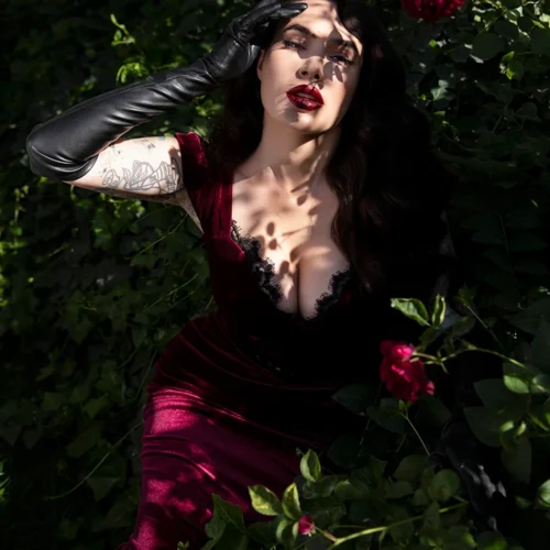 Baudelaire Wiggle Dress In Oxblood -Elegant Ladies Wear Baudelaire Oxblood 13