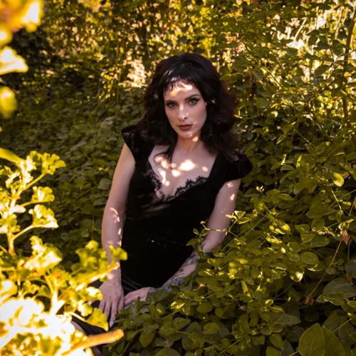 Baudelaire Wiggle Dress In Black 35 Baudelaire Wiggle Dress In Black -Elegant Ladies Wear Baudelier Black Wig 6