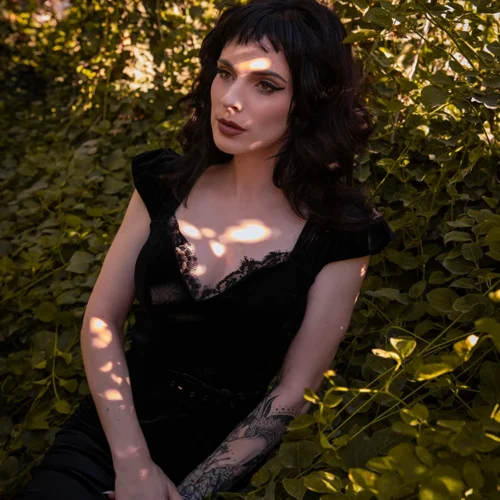 Baudelaire Wiggle Dress In Black 34 Baudelaire Wiggle Dress In Black -Elegant Ladies Wear Baudelier Black Wig 7