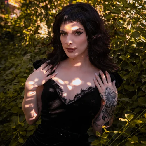 Baudelaire Wiggle Dress In Black 36 Baudelaire Wiggle Dress In Black -Elegant Ladies Wear Baudelier Black Wig 8