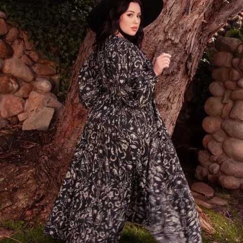 Belladonna Maxi Dress In Cottage Witch Toile Print 23 Belladonna Maxi Dress In Cottage Witch Toile Print -Elegant Ladies Wear Belladonna Maxi 10