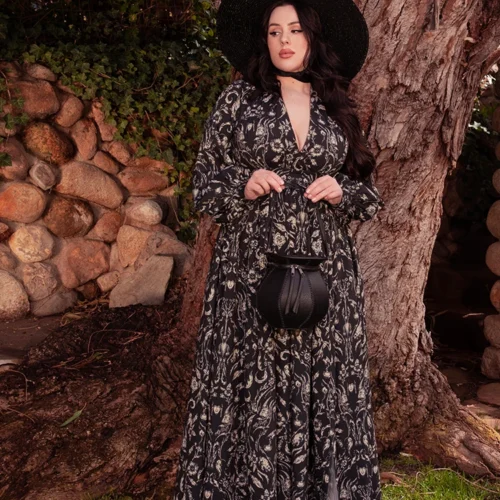 Belladonna Maxi Dress In Cottage Witch Toile Print 20 Belladonna Maxi Dress In Cottage Witch Toile Print -Elegant Ladies Wear Belladonna Maxi 14