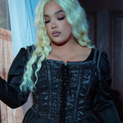 Gothic Glamour Bustier In Black -Elegant Ladies Wear Black Lace Bustier Top 5