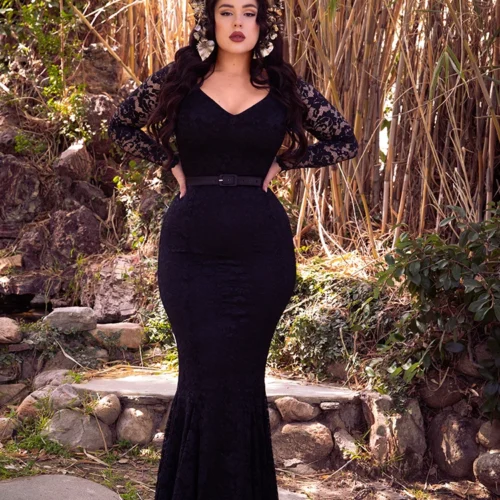 Black Marilyn Lace Gown In Black 27 Black Marilyn Lace Gown In Black -Elegant Ladies Wear Black Lace Marilyn 14