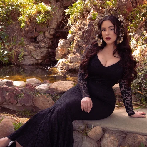 Black Marilyn Lace Gown In Black 25 Black Marilyn Lace Gown In Black -Elegant Ladies Wear Black Lace Marilyn 2