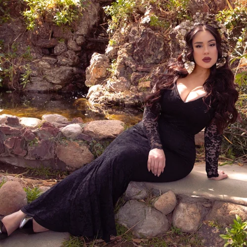 Black Marilyn Lace Gown In Black 26 Black Marilyn Lace Gown In Black -Elegant Ladies Wear Black Lace Marilyn 5