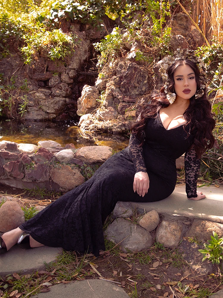 Black Marilyn Lace Gown In Black 13 Black Marilyn Lace Gown In Black - Image 11