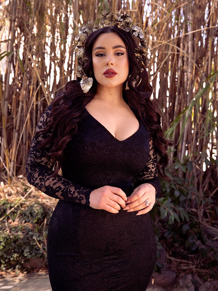 Black Marilyn Lace Gown In Black 8 Black Marilyn Lace Gown In Black - Image 6