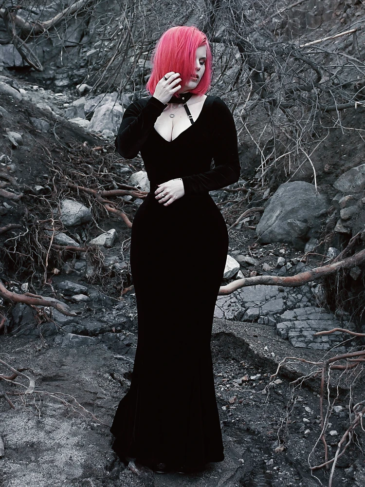 Black Marilyn Gown In Black 6 Black Marilyn Gown In Black - Image 4