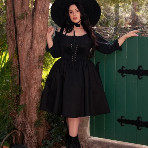 Cottage Corset Pinafore In Black -Elegant Ladies Wear Cottage Jumper 5