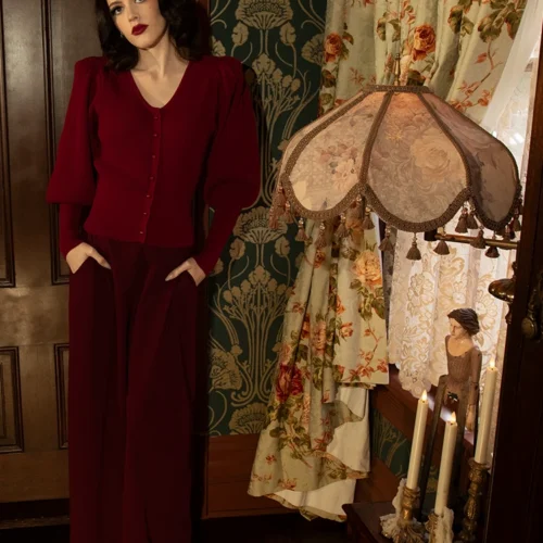 Black Widow Palazzo Pants In Oxblood 26 Black Widow Palazzo Pants In Oxblood -Elegant Ladies Wear Crimson Pants 11