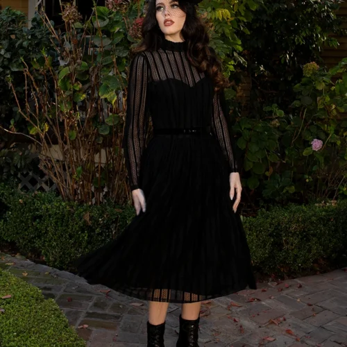 Funeral Dress In Black 18 Funeral Dress In Black -Elegant Ladies Wear Funeral Dress 3