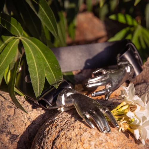 Victorian Hands Belt In Silver -Elegant Ladies Wear Hand Belt Silver 2