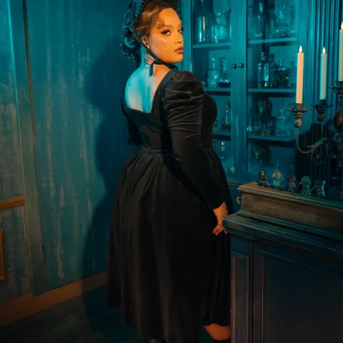 Haunted Beauty Victorian Mourning Dress With Capelet In Black -Elegant Ladies Wear Haunted Beauty Dress 1