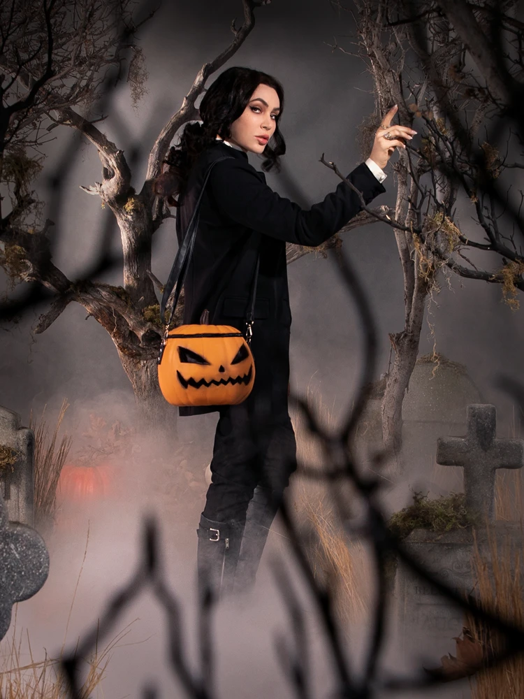 Sleepy Hollow™ Pumpkin Bag 12 Sleepy Hollow™ Pumpkin Bag - Image 10
