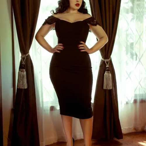 Vamp Pencil Skirt In Black -Elegant Ladies Wear Pencil Skirt 3 8c6f2f60 411f 431c 86e2 fcc617535004