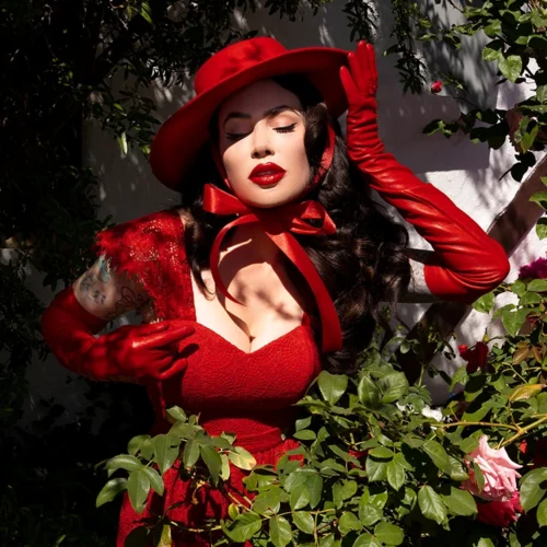 Bolero Hat In Crimson -Elegant Ladies Wear Red Gloves 7