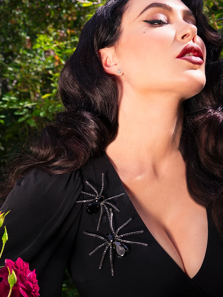 FINAL SALE - Black Widow Rhinestone Spider Brooch - BLACK 6 FINAL SALE - Black Widow Rhinestone Spider Brooch - BLACK - Image 4