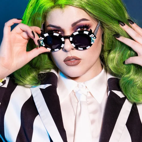 BEETLEJUICE⢠Sandworm Spectacles