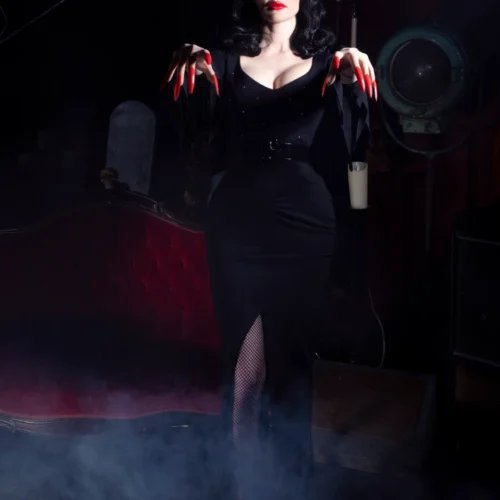 Vampira® Show Gown By La Femme En Noir -Elegant Ladies Wear Vampira Show Gown 6