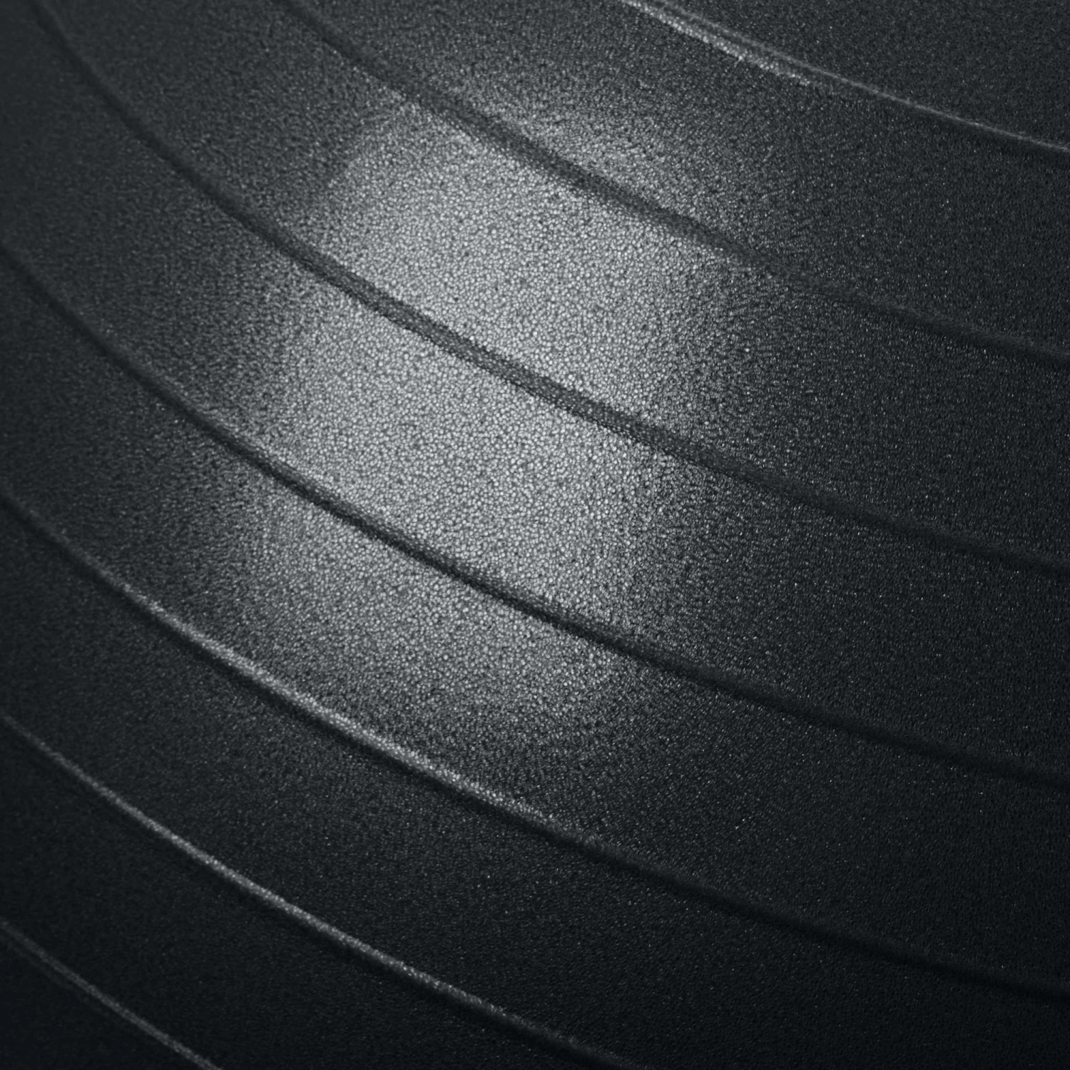 Everlast 75cm Anti-Burst Stability Ball W/ 3LB Sand Weight 7 Everlast 75cm Anti-Burst Stability Ball W/ 3LB Sand Weight - Image 5