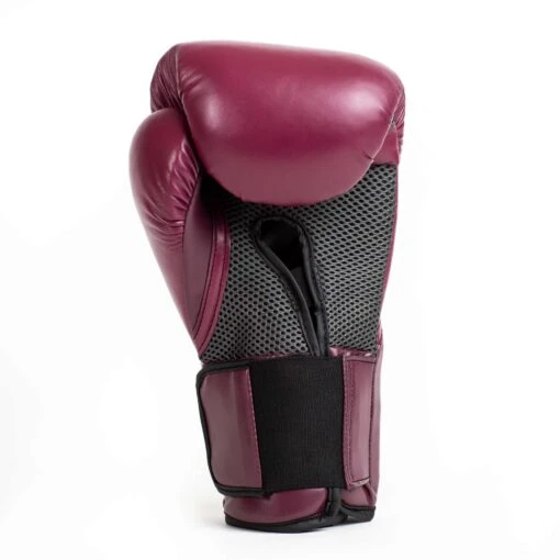 Everlast Elite Boxing Gloves 16 Everlast Elite Boxing Gloves -Elegant Ladies Wear everlast P00002347 02 a7504390 f0b4 4ce7 8a00 a16399513802