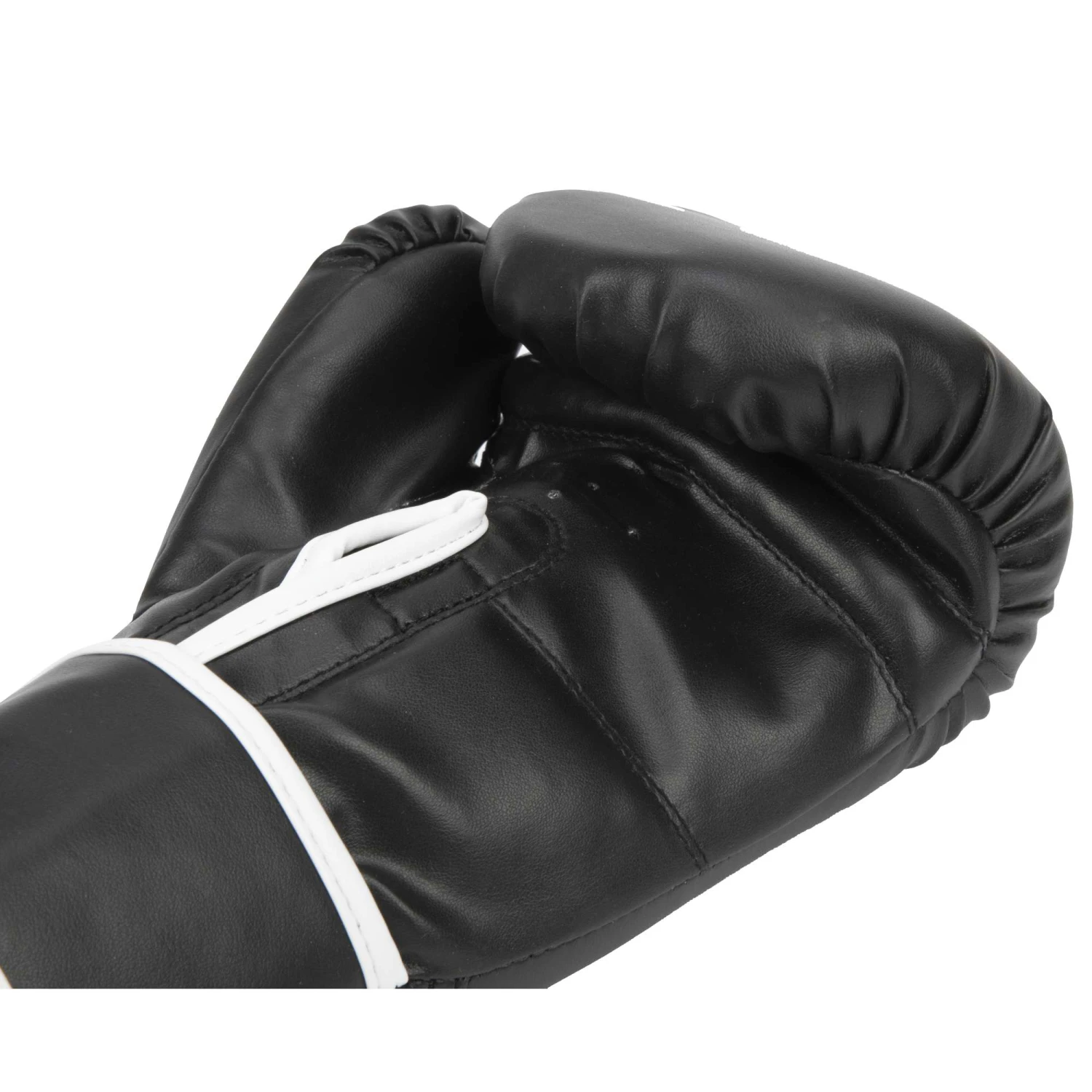 Everlast Core Boxing Gloves 6 Everlast Core Boxing Gloves - Image 4