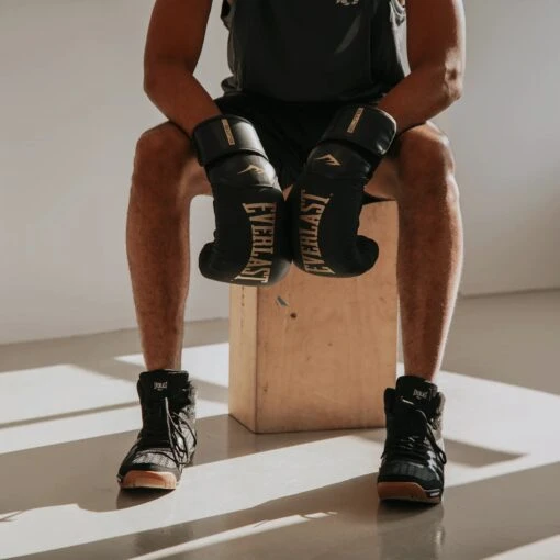 Everlast Elite 2 Boxing Gloves -Elegant Ladies Wear everlast elite 2 boxing gloves black gold P00003270 06