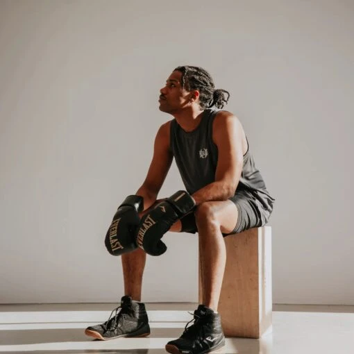 Everlast Elite 2 Boxing Gloves -Elegant Ladies Wear everlast elite 2 boxing gloves black gold P00003270 07