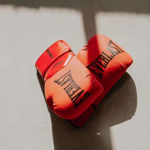 Everlast Elite 2 Boxing Gloves -Elegant Ladies Wear everlast elite 2 boxing gloves red P00003281 05 b298ab2d be7d 4ab4 8b22 858b675312bb