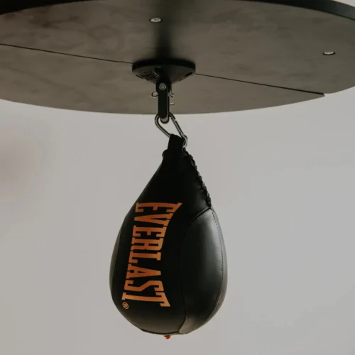 Everlast Elite 2 Speed Bag -Elegant Ladies Wear everlast elite 2 speed bag black gold P00003398 05 6e9ed77a f0f2 4f5a b15b 1ebde45108ba
