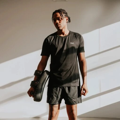 Everlast Titan Thai Pad 23 Everlast Titan Thai Pad -Elegant Ladies Wear everlast titan thai pad black P00003396 13 9816aea8 d9de 4047 a92b d6f68b34714e